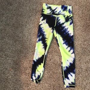 Women’s Athleta tie dye leggings Sz xs